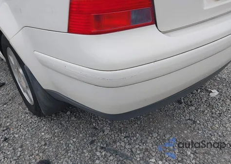 2001 Volkswagen Jetta Gls 1.8L Turbo из США, поврежденный, VIN 3VWSC29M71M053842